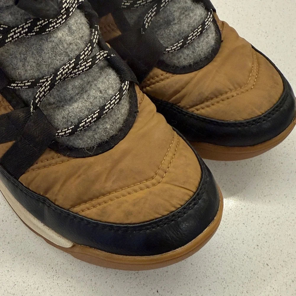 Sorel Kids' Brown, Gray, Black Winter Boots Size 2.5